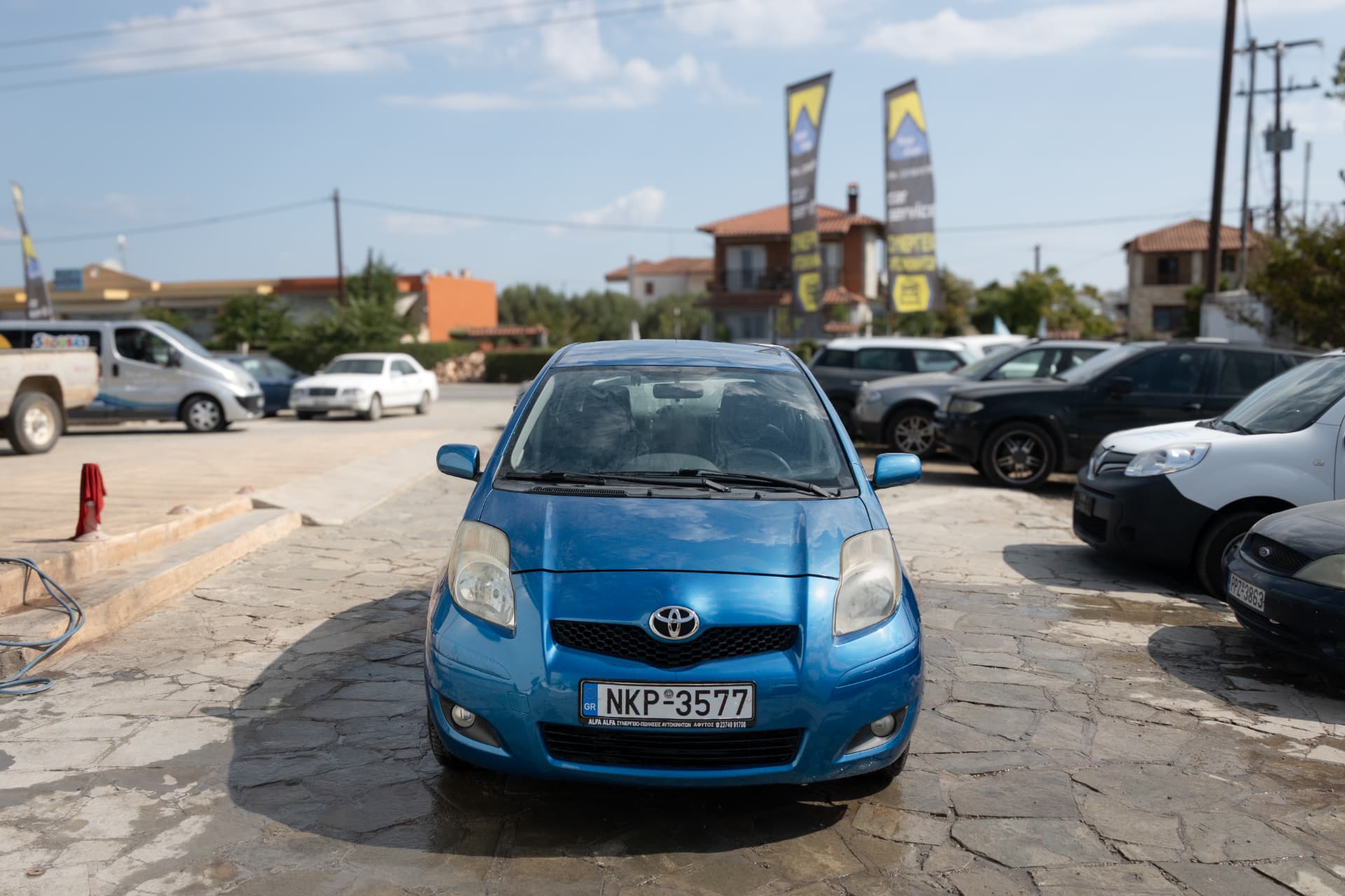 Toyota Yaris 1.3 10/2010 — φωτογραφία 2 από 10