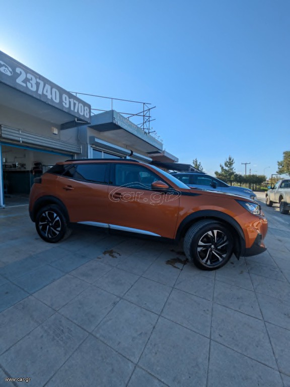 Peugeot 2008 1.2 PureTech Allure 2021 — φωτογραφία 7 από 14